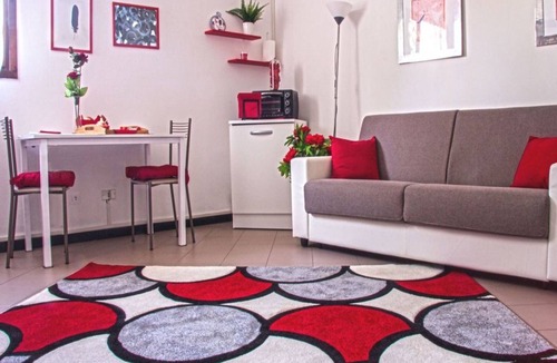 Montagnana House | Bright Studio Apartment “Le Cà De Boron Standard Relax Apartment” in Historical Centre with Wi-Fi