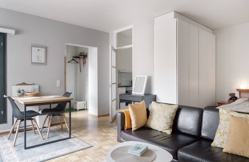 Hietalahti Apartment | Bright Studio Apt. in Helsinki with Private Balcony