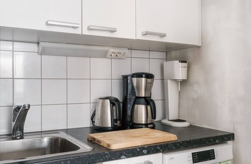 Hietalahti Apartment | Bright Studio Apt. in Helsinki with Private Balcony