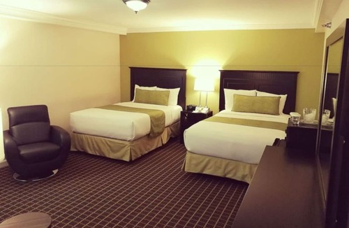 West Orange Hotel | Bright Studio at Wilshire Grand Hotel. Stay. Relax