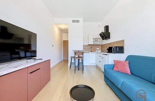 Opera Apartment | Bright Studio Flat - City Center - AirConditioning