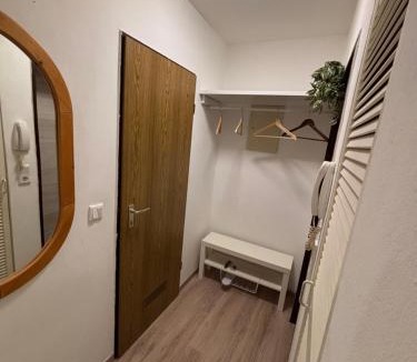 Bayreuth Apartment | Bright studio-flat near station - Bayreuth