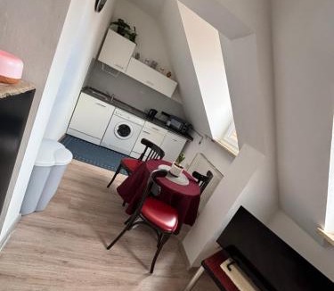 Bayreuth Apartment | Bright studio-flat near station - Bayreuth