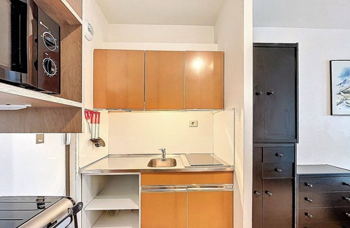 Le Corbier Apartment | Bright studio in the center with balcony