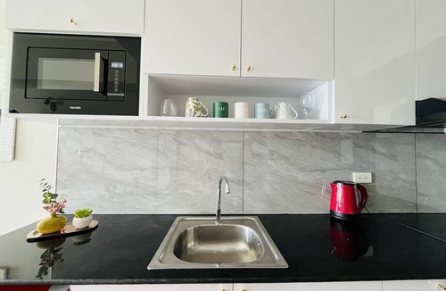 Cagayan de Oro Apartment | Bright Studio Sleeps 3 with Parking and City view
