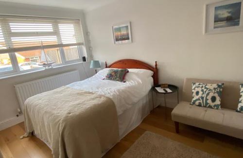 Whitstable House | Bright Suite