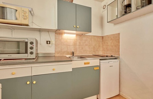 Barbotan-les-Thermes Apartment | Bright T2 in Barbotan with Wifi and pets allowed