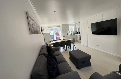 Brighton City Centre House | Brighton central house with free with free parking