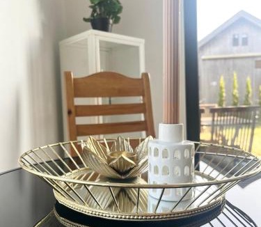 Skalevik Apartment | Brightside Suite