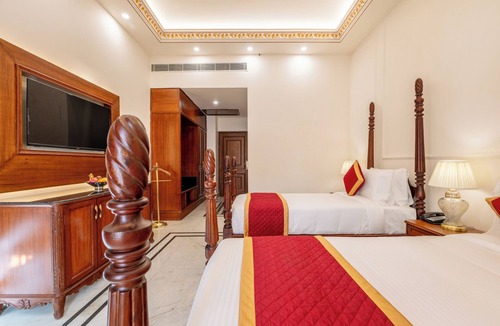 Amer Fort Road Hotel | BRIJ CASTLE