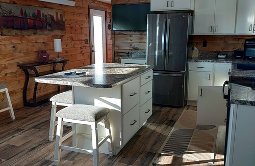 Huron Cabin | Brilliant cabin with AC near Huron, we call this Minny, its a mini Manson.
