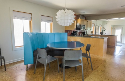 Chattanooga House | Brilliant Southside Home on 2 Acre Park + Pet Friendly