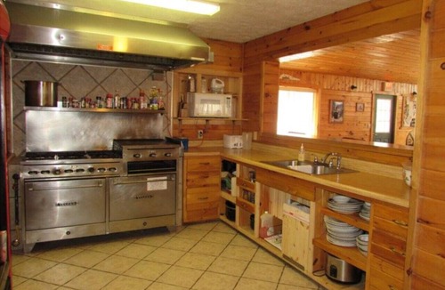 Brimley Cabin | Brimley Lodge/Sleeps 36/Snowmobile & ORV Trail