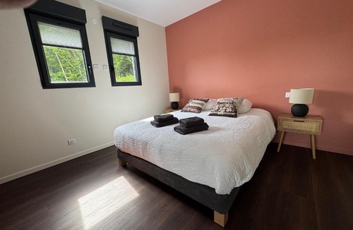 Montcornet House | Brin d'Air Lodge