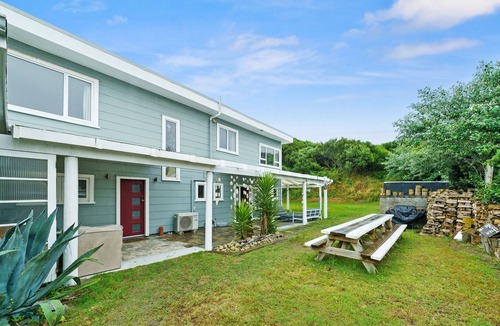 Himatangi Beach House | Bring the Whole Family - Himatangi Beach Holiday Home