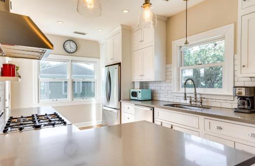Coronado House | Bring Your Pets! Phoenix Family Getaway w/Patio