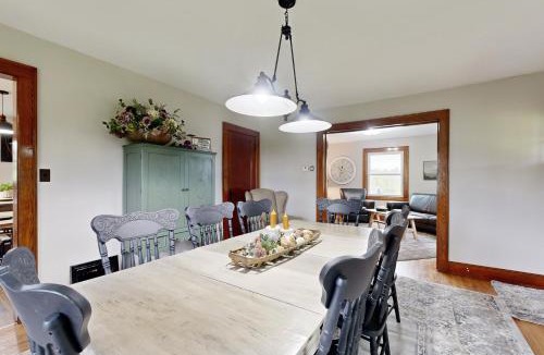 Darlington House | Bring Your Pup! Historic Family Home in Darlington