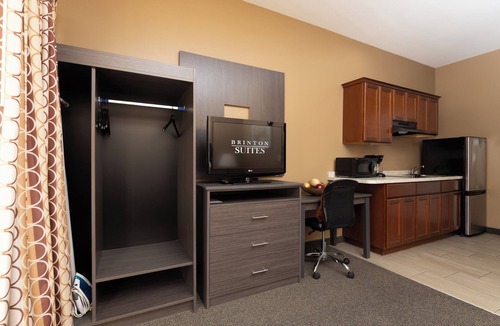 Cheyney Hotel | Brinton Suites