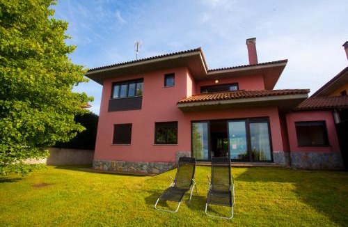 Caravia Municipality House | Brisas de Caravia