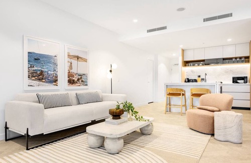 Brisbane Central Business District Apartment | Brisbane Casino | Panoramic River & City Views
