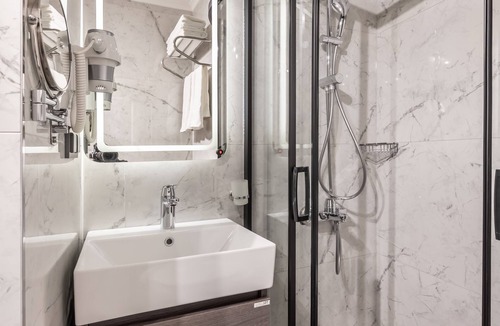Gumussuyu Mahallesi Hotel | Bristol Hotel