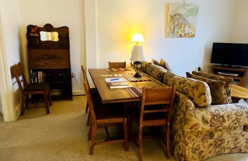 Bristol Hotel | Bristol Suites