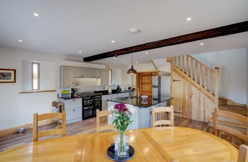 Irstead Apartment | Bristow's Barn | East Ruston Cottages. East Ruston, Norfolk