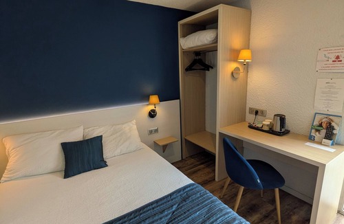 Argentan Hotel | Brit Hotel Argentan