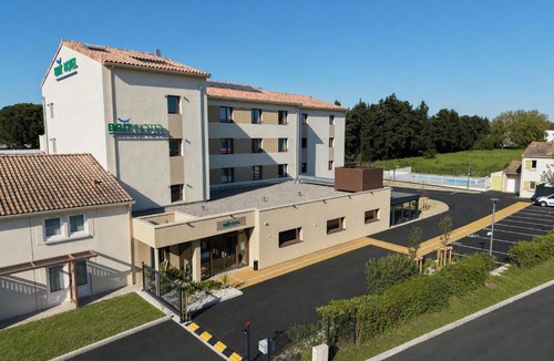 Avignon Hotel | Brit Hotel Avignon Sud Le Calendal