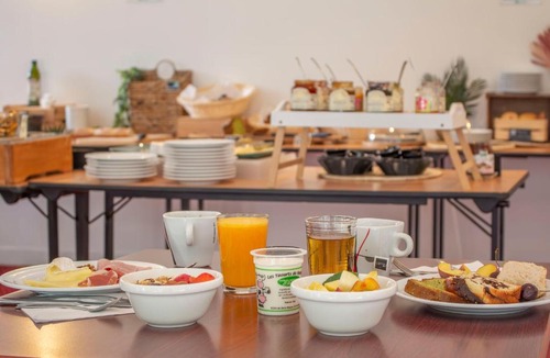 Merignac Hotel | Brit Hotel Bordeaux Aéroport - Le Soretel