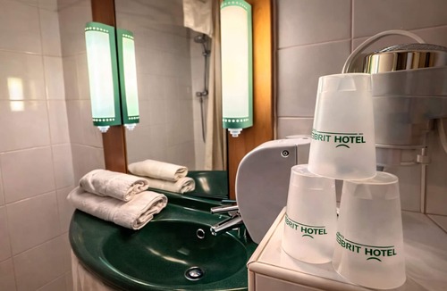 Calais Hotel | Brit Hotel Calais