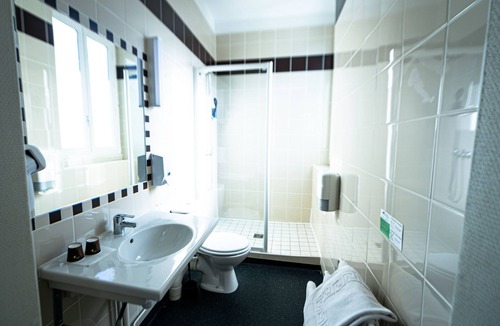 Gueret Hotel | Brit Hotel Confort Auclair Gueret