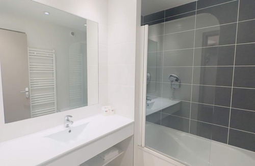Langueux Hotel | Brit Hotel Saint Brieuc