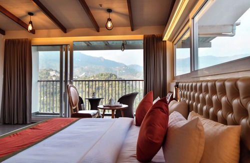 Kunchithanny Resort | British County Resort
