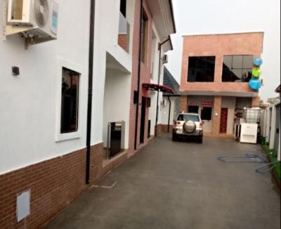 Owerri Hotel | Britney Luxury Apartment