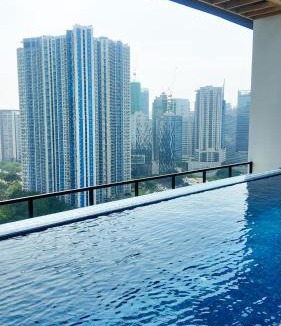 Bonifacio Global City Hotel | Brittany Hotel BGC