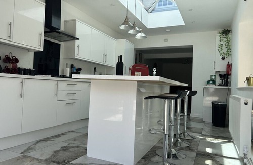Southampton House | Broadlands Road 3-Bed Home