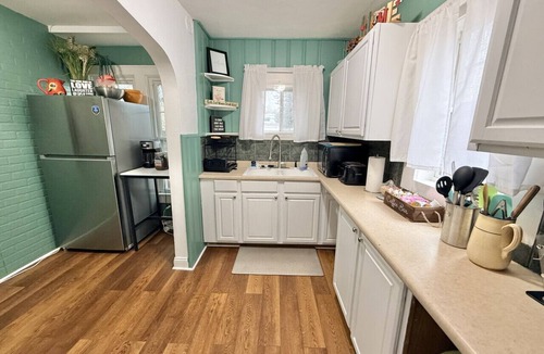 Meridian-Kessler House | ☆ Broadripple| Restaurants| Bars| Bonfire| Parking