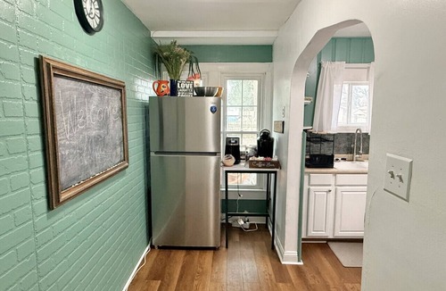 Meridian-Kessler House | ☆ Broadripple| Restaurants| Bars| Bonfire| Parking