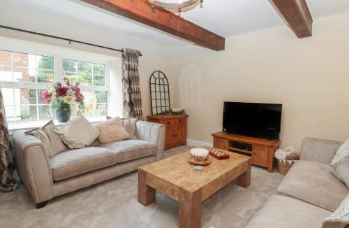 Wing House | Broadwath Old House