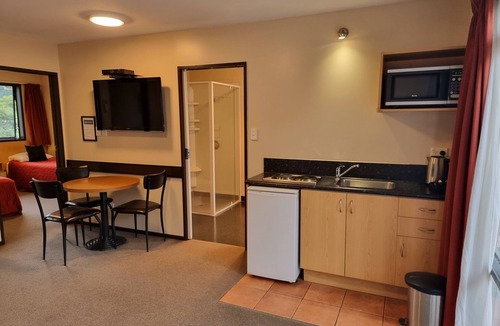 Picton Hotel | Broadway Motel