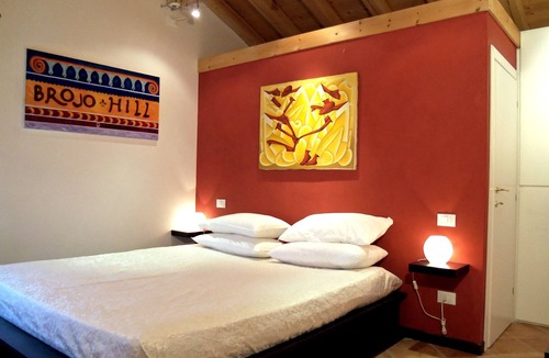 Lumignano Bed & Breakfast | Brojo Hill B&B - 2 Double Bedrooms with private baths
