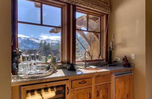 Olympic Valley House | Broken Arrow Lodge in Squaw Valley