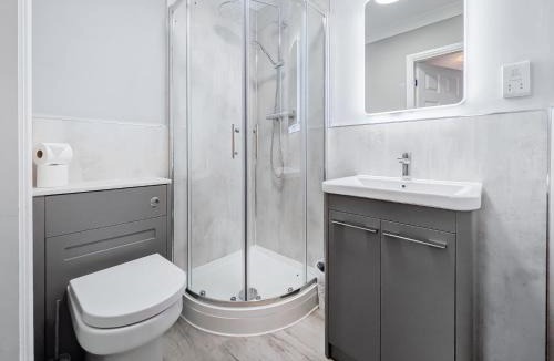 Potter Brompton House | Brompton Lodge