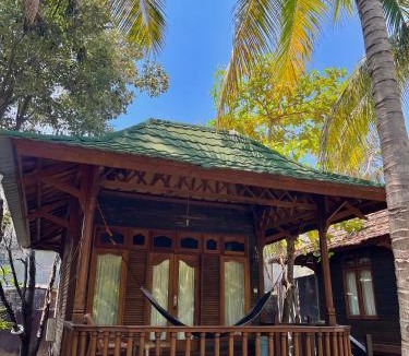 Gili Meno Hotel | Bronze Bungalows
