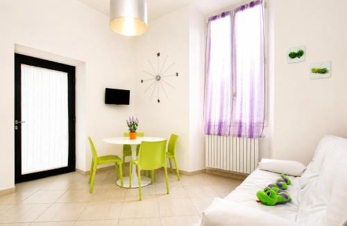 Isolotto Apartment | Bronzino 53 - Flat with Parking