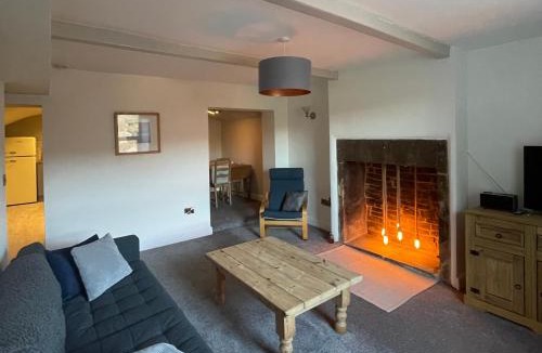 Hepworth House | Brook Cottage
