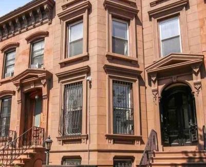 Bedford-Stuyvesant Apartment | Brooklyn matchbox studio apartment