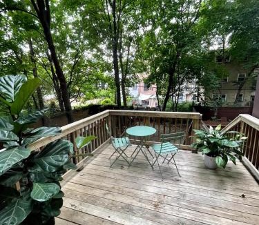Bedford-Stuyvesant Apartment | Brooklyn matchbox studio apartment