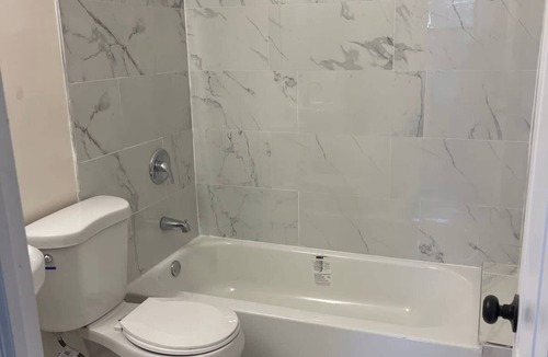 Bedford-Stuyvesant Apartment | Brooklyn sun drenched studio apartment!